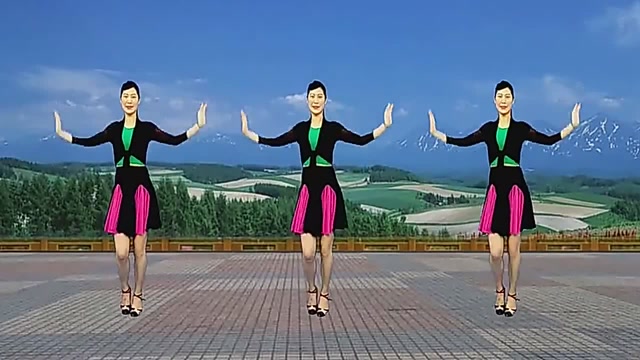 《梦中的蝴蝶广场舞》下载小编最近做了一个奇特的梦