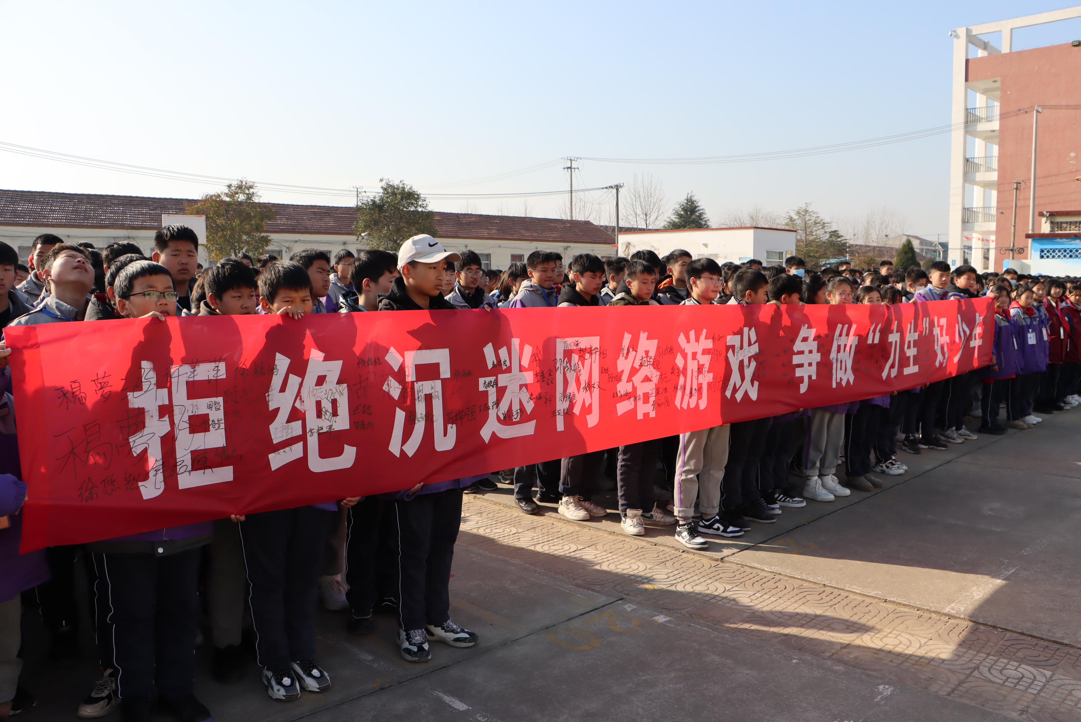 限制玩手机游戏的软件_限制玩手机游戏是什么意思_手机被限制玩游戏是为什么