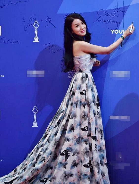 舞坂仁美_仁美まどか渋谷美希浜崎真绪_舞坂仁美下马