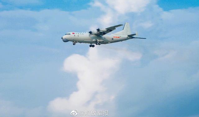 有哪些枪械模拟游戏_枪械游戏团队模拟器手机版_模拟枪械器团队版手机游戏
