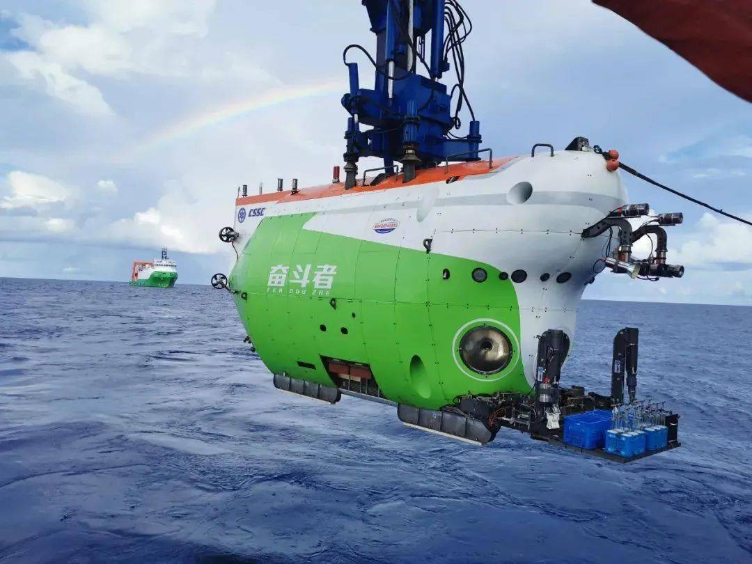 有什么潜艇游戏手机游戏-海底探秘，潜艇游戏大盘点