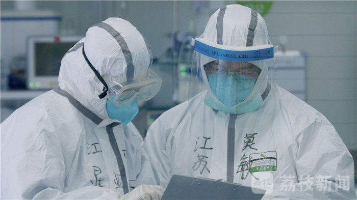 医生是疫情中的战士_战疫2020之我是医生_战疫的医生