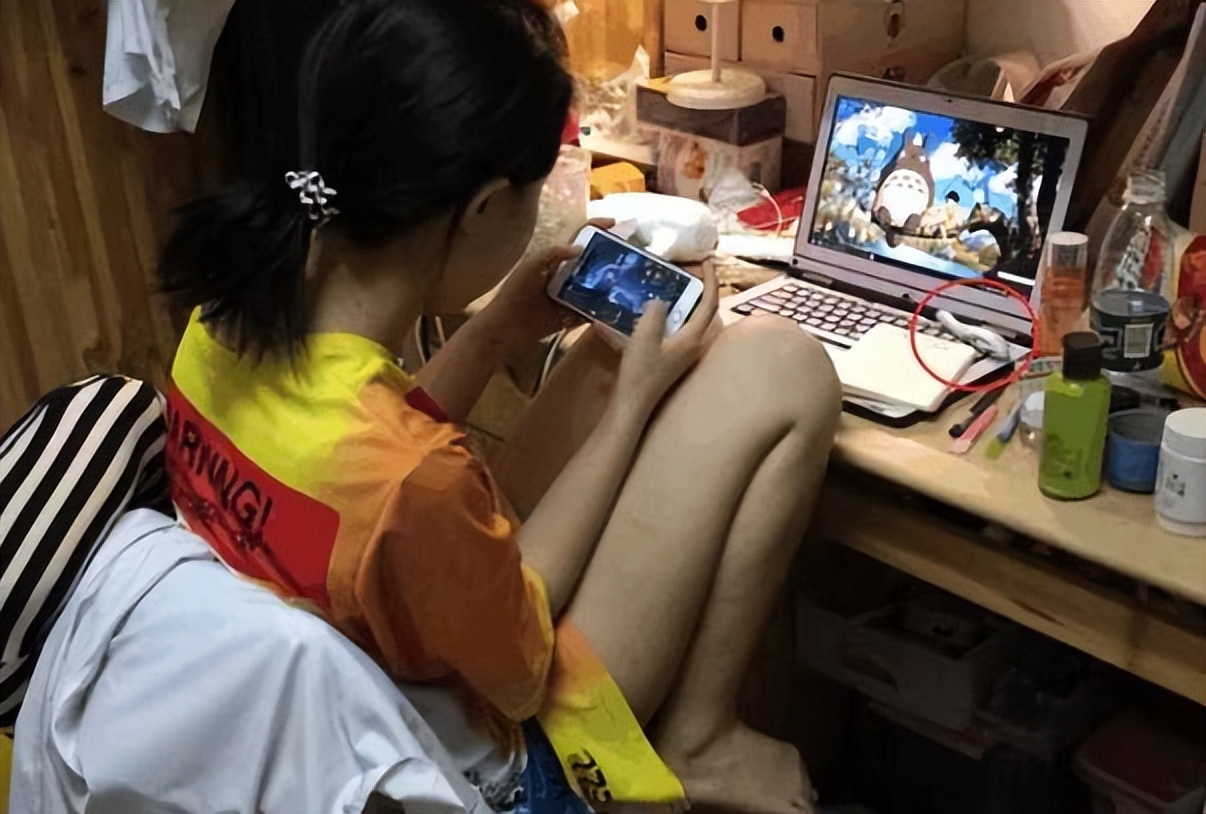 关于游戏充值的弊_劝诫手机游戏充值_玩充值游戏违法吗