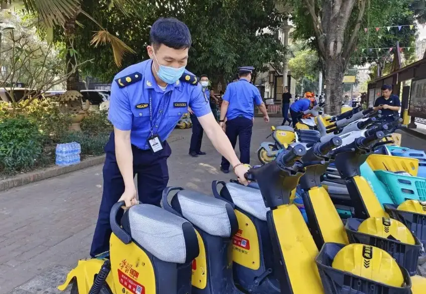 松果出行电单车app下载_松果电单车工作好干吗_松果出行电单车怎么骑