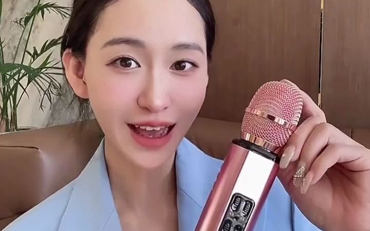 手机唱歌游戏声卡-手机唱歌游戏：声卡助力，沉浸感十足，让你成为舞台巨星