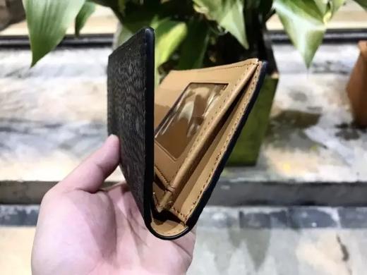 im是什么钱包_钱包是红色的有什么不好吗_钱包是哪国人