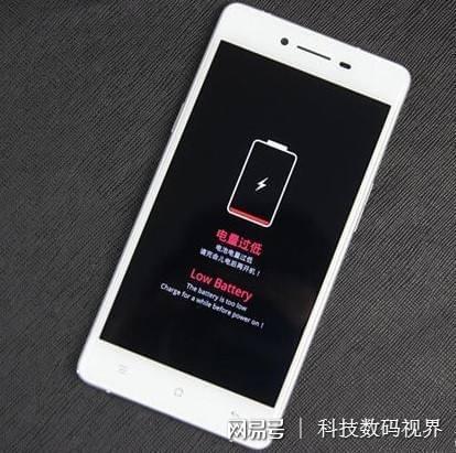 玩个游戏手机烫死了_手机打一把游戏烫到不得了_手机没打游戏还很烫