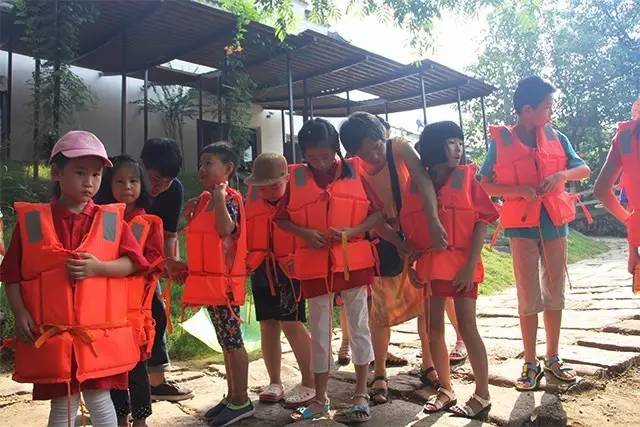 今年暑假-学生的暑假生活：旅行、夏令营与欢笑的时光