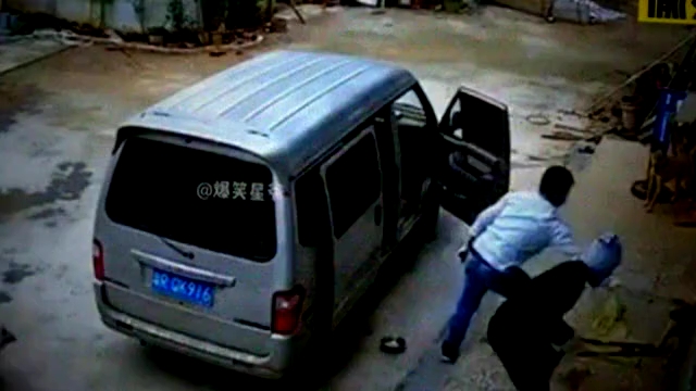 今天im钱包多了15亿的币-惊！男子账户凭空多出 15 亿币，原因成谜，他将如何抉择？