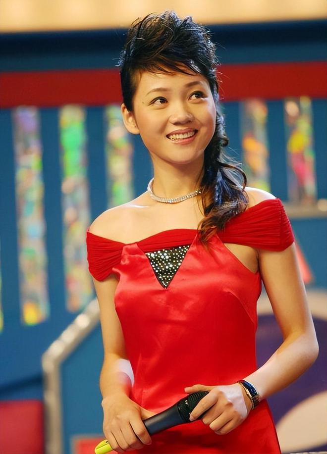 手机妹纸游戏_手机妹子啪的游戏_妹子手机游戏大全