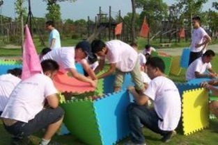 逃生室外星人冲击力 